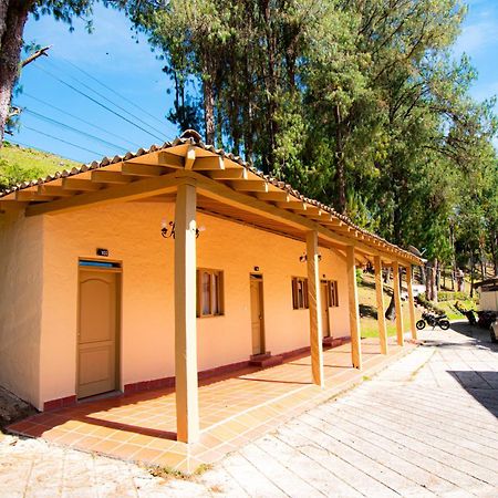 Mansion By Bernalo Hotels Guatapé Eksteriør bilde