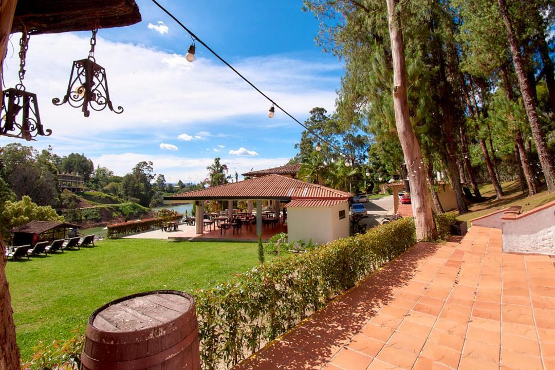 Mansion By Bernalo Hotels Guatapé Eksteriør bilde