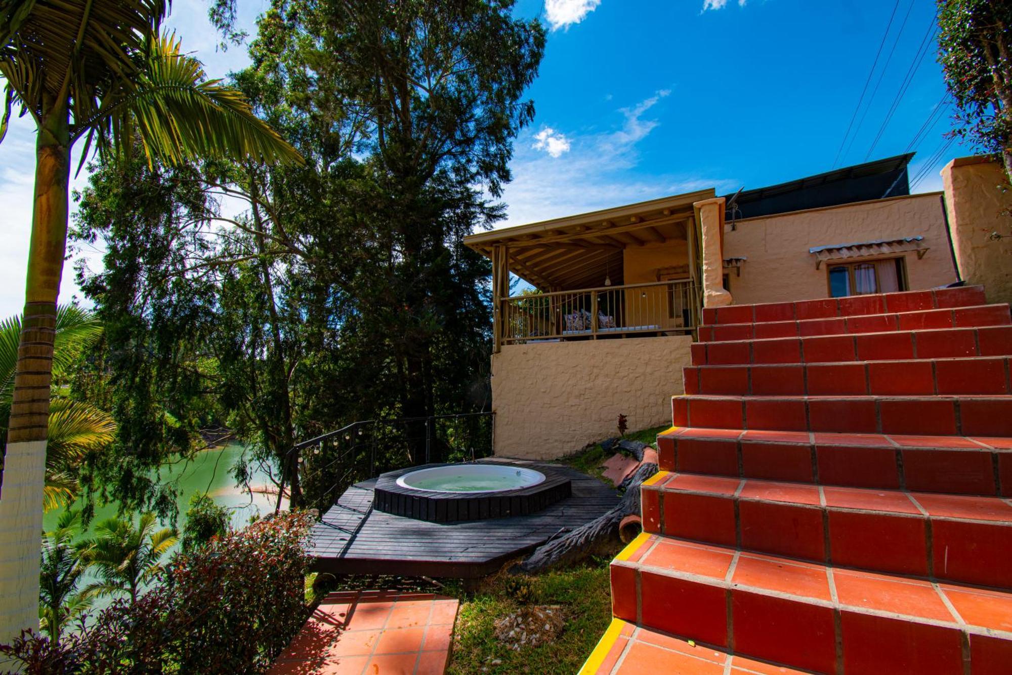Mansion By Bernalo Hotels Guatapé Eksteriør bilde