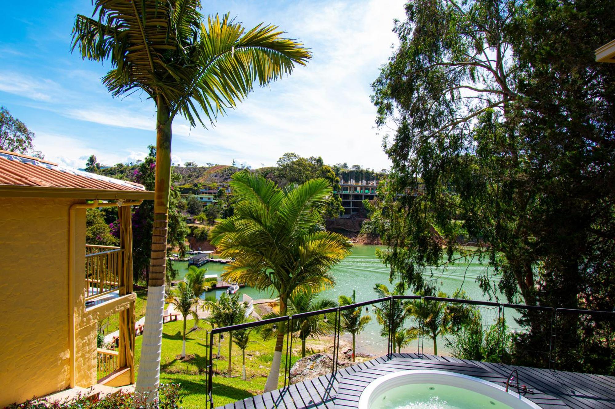 Mansion By Bernalo Hotels Guatapé Eksteriør bilde